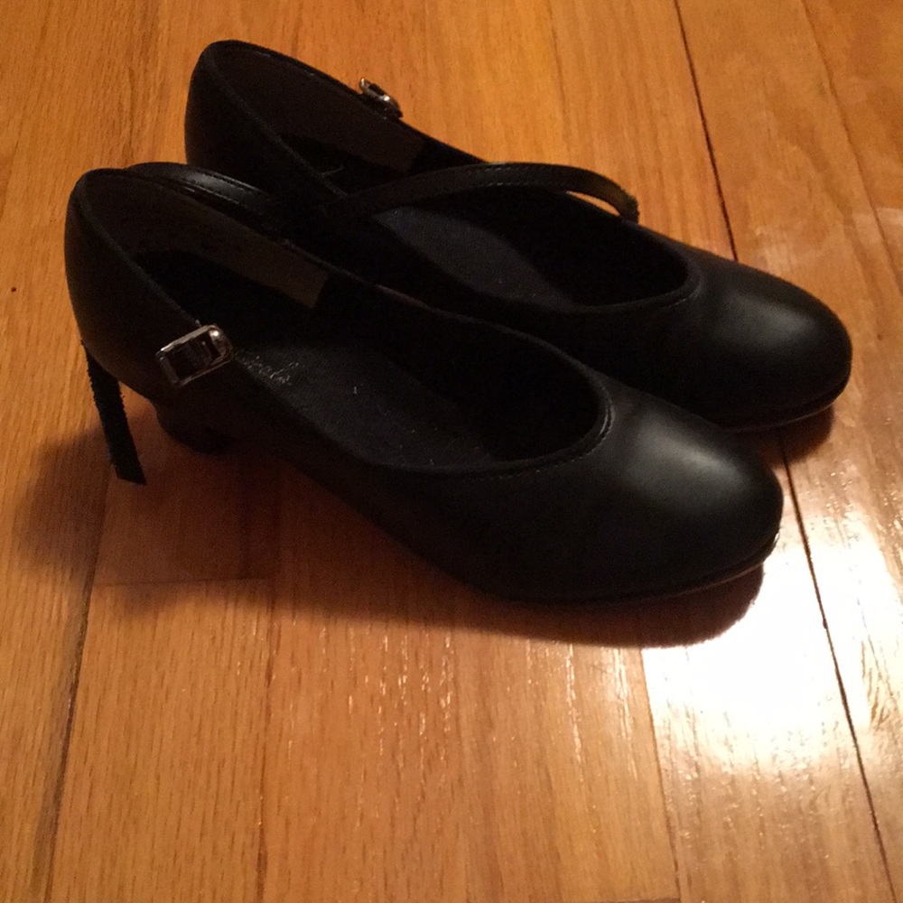 Theatrical Black Tap shoes Size 6